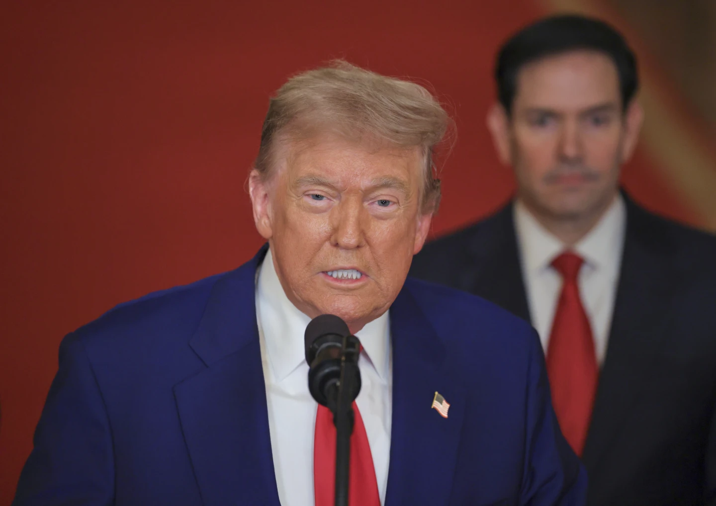 AS tingkatkan evakuasi darurat Timur Tengah dan peringatan perjalanan setelah Trump perintahkan serangan di Iran